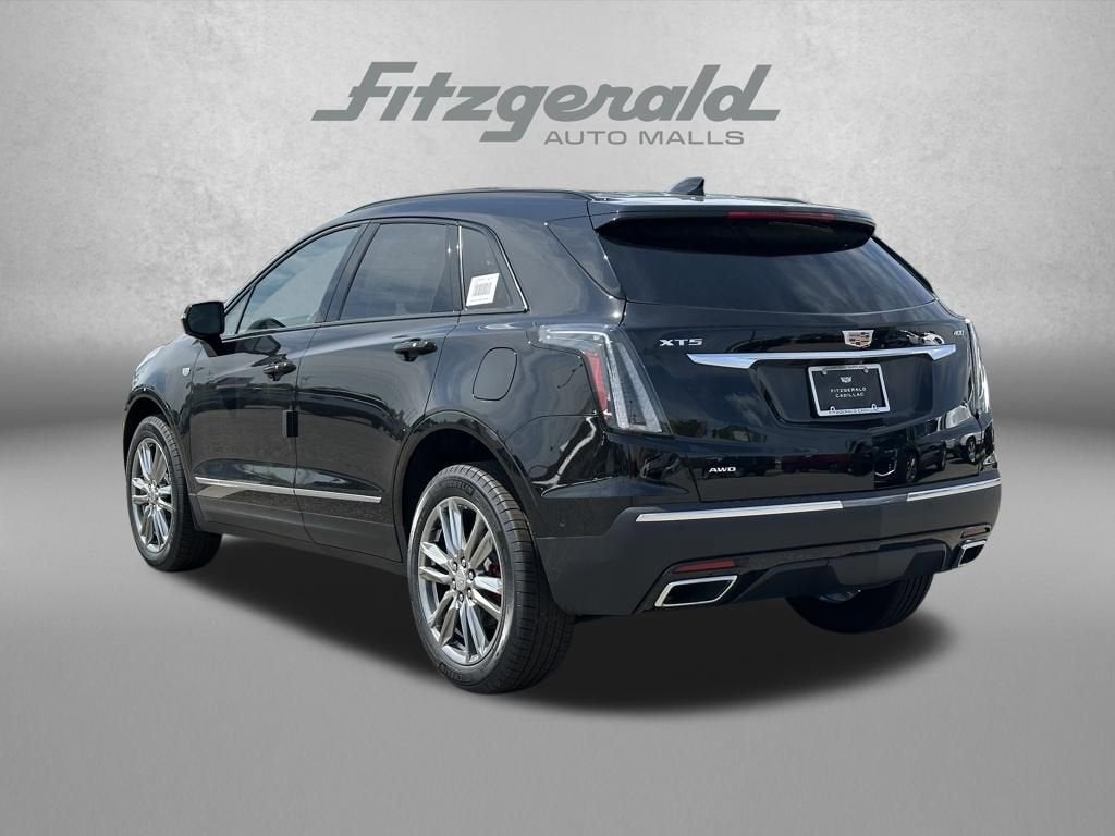 2026 Cadillac XT5 Sport