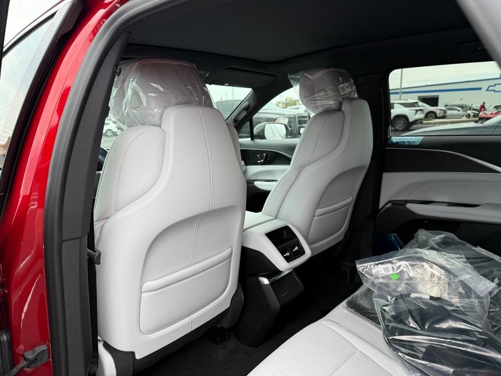 2026 Cadillac LYRIQ Luxury - Photo 10