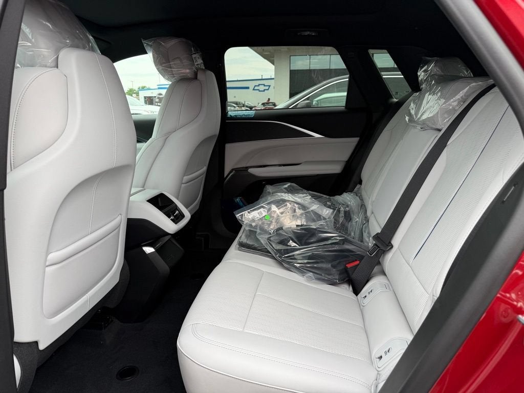 2026 Cadillac LYRIQ Luxury - Photo 15