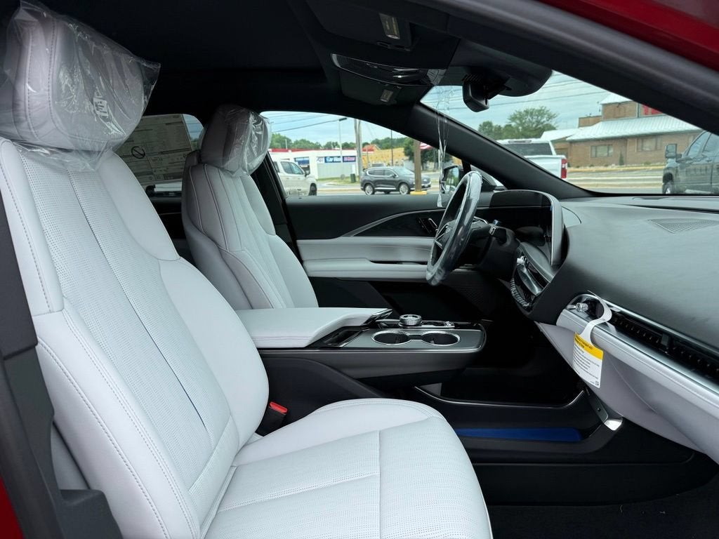 2026 Cadillac LYRIQ Luxury - Photo 23