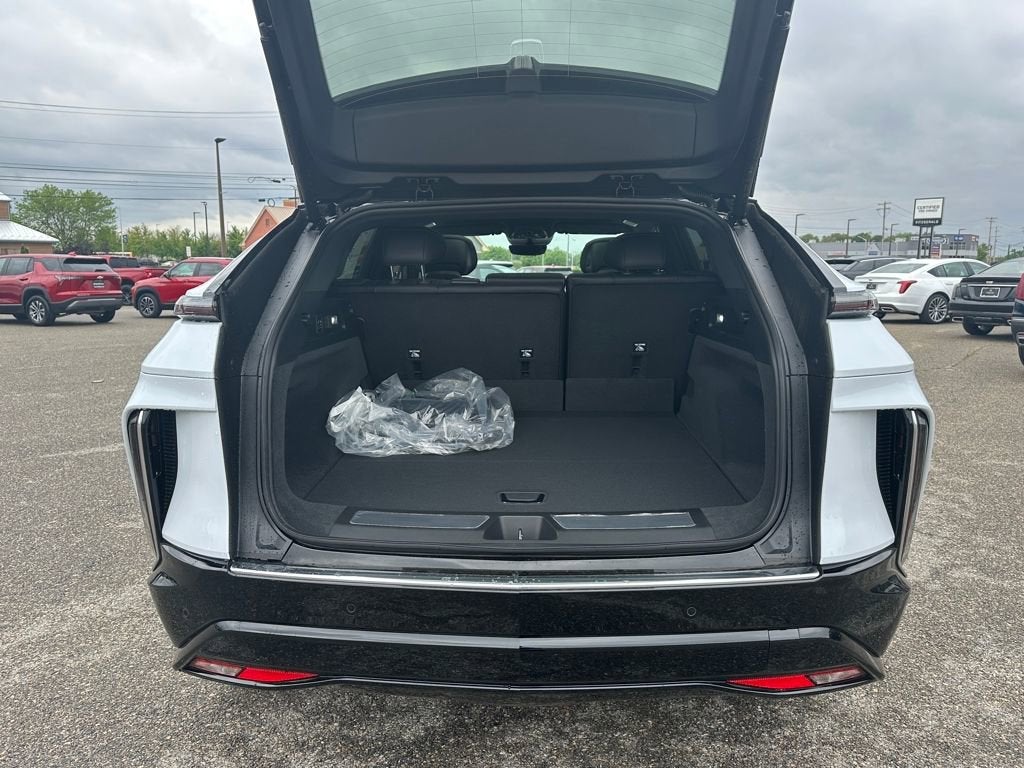 2026 Cadillac LYRIQ Premium Luxury