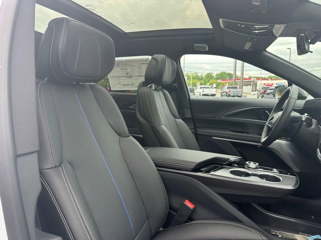2026 Cadillac LYRIQ Premium Luxury