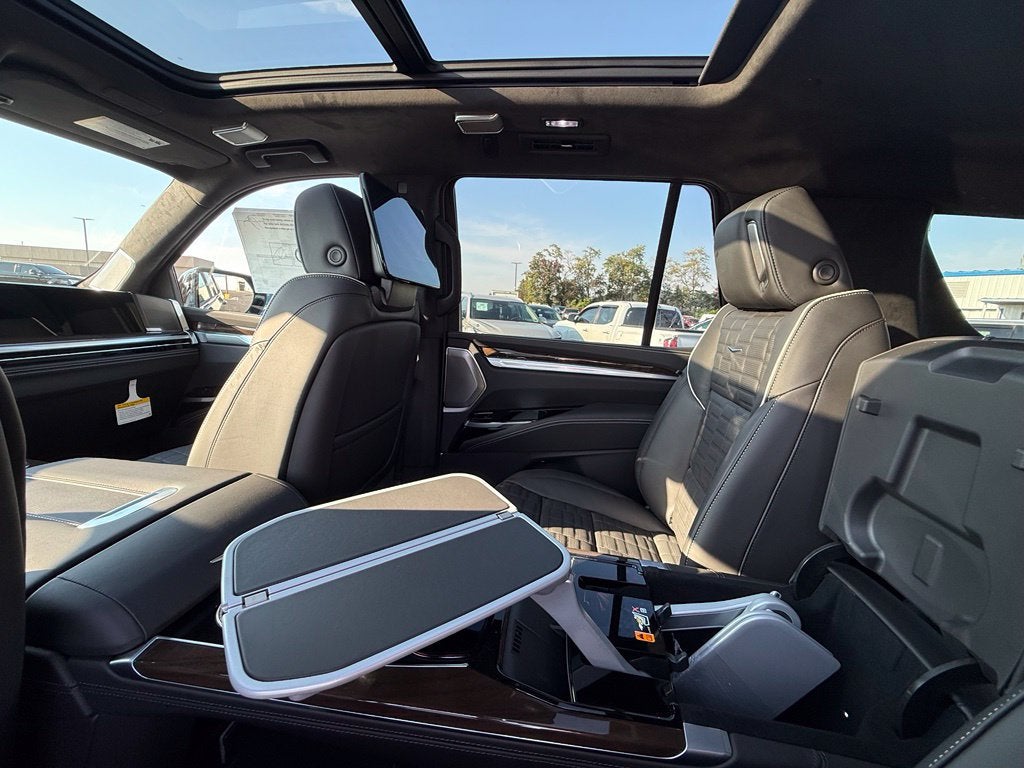 2027 Cadillac Escalade 4WD Platinum Sport