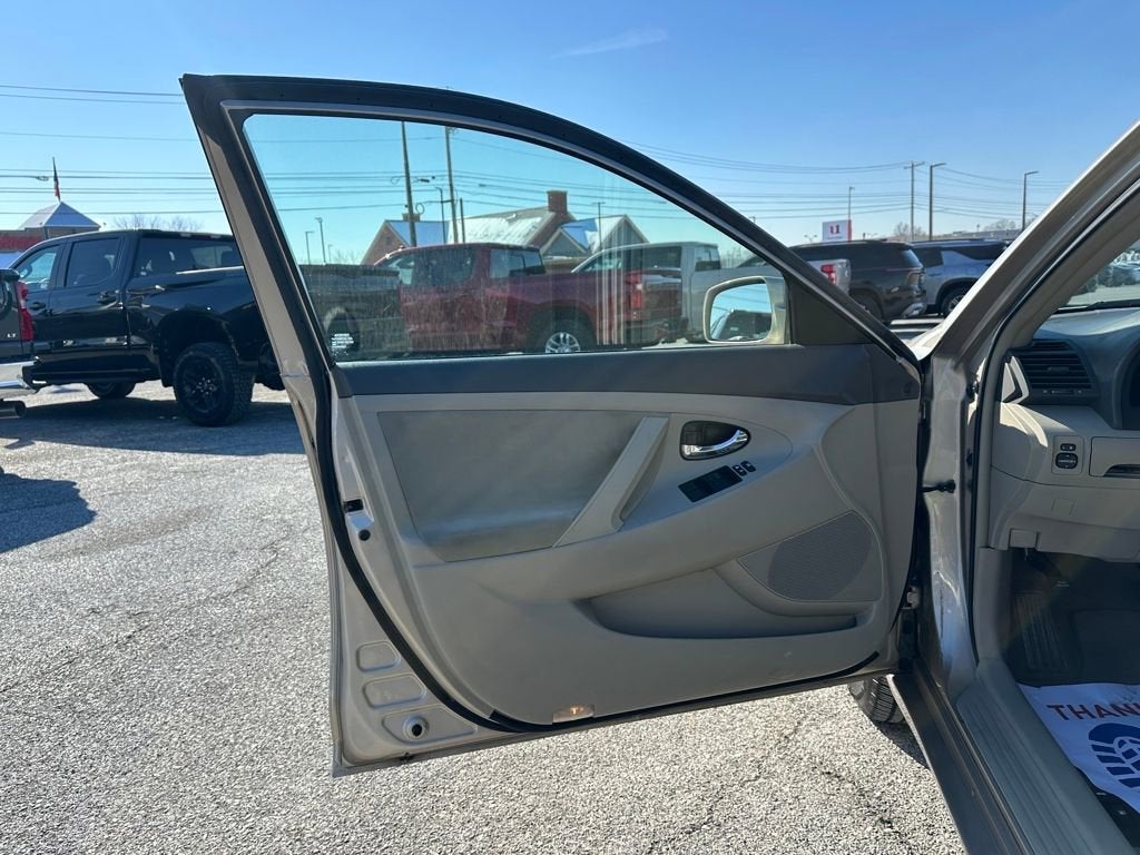 2009 Toyota Camry LE