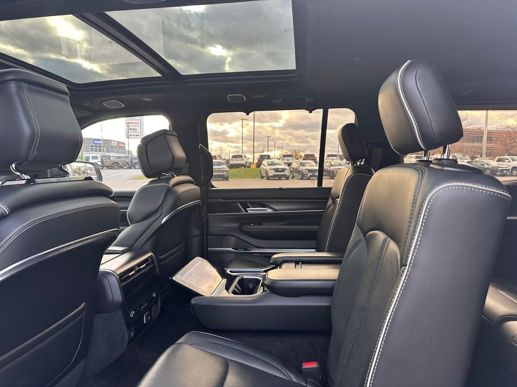 2024 Jeep Grand Wagoneer Series II Obsidian