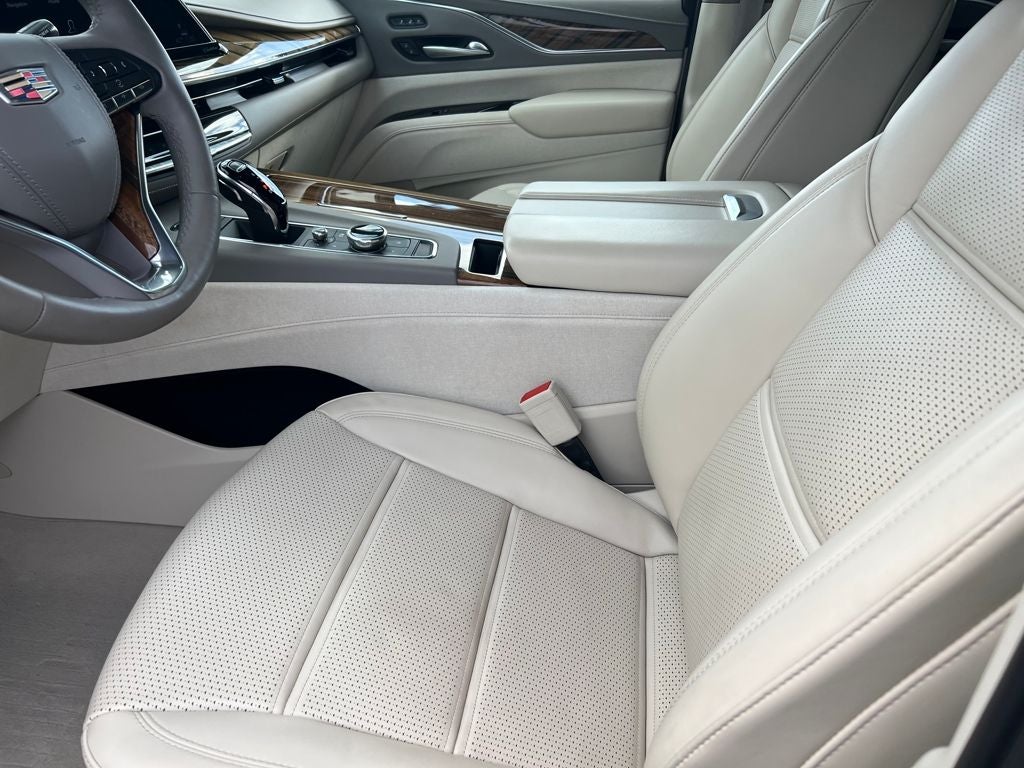 2022 Cadillac Escalade Premium Luxury Platinum