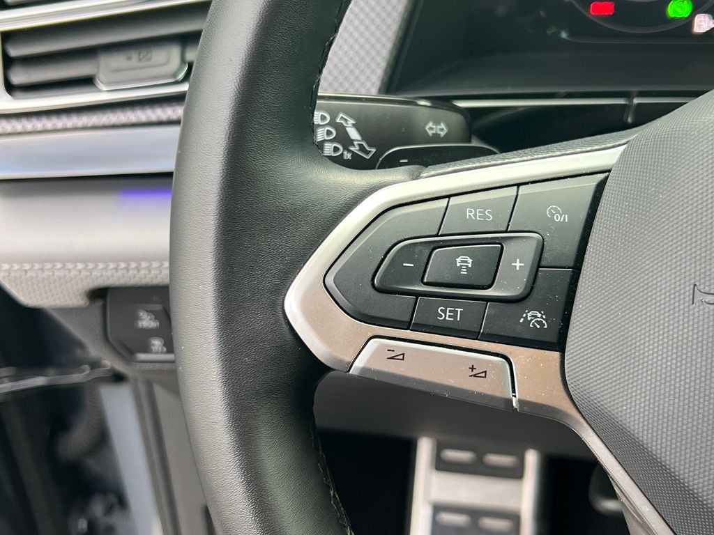 2024 Volkswagen Atlas 2.0T Peak Edition SE w/Technology