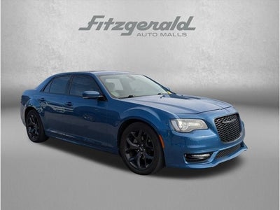 2022 Chrysler 300 Touring L