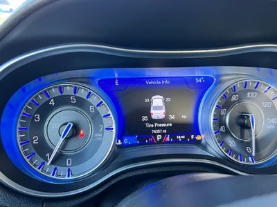 2022 Chrysler 300 Touring L