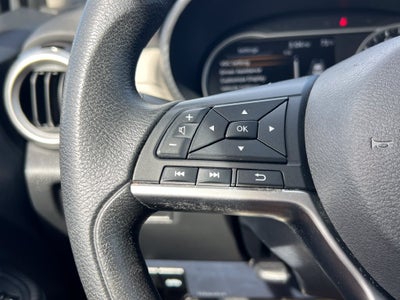 2022 Nissan Versa 1.6 SV