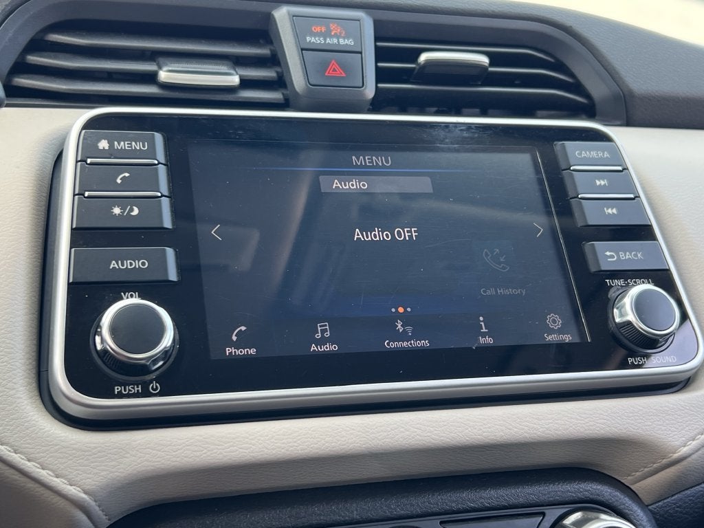 2022 Nissan Versa 1.6 SV