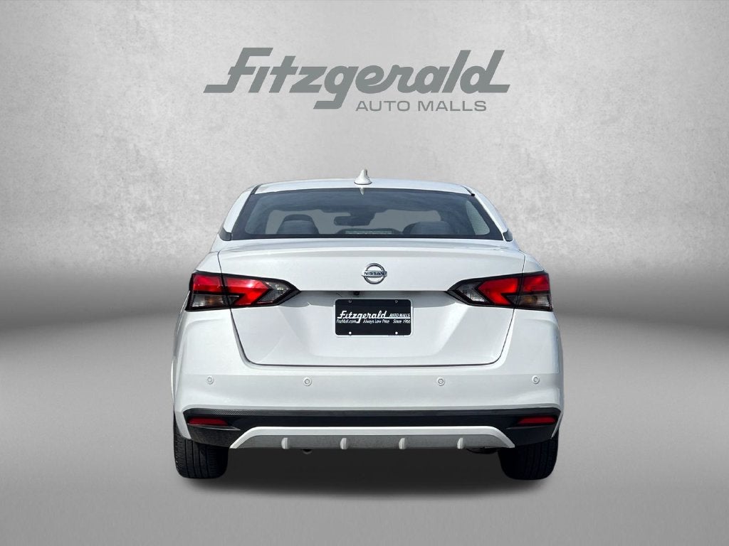 2022 Nissan Versa 1.6 SV
