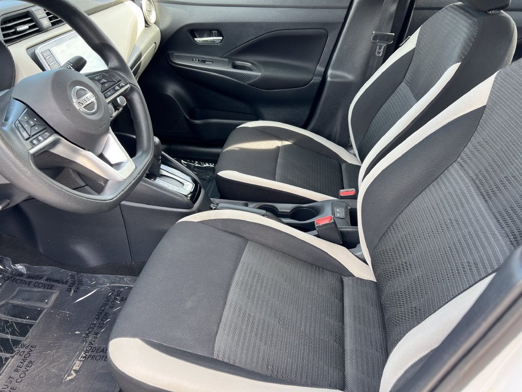 2022 Nissan Versa 1.6 SV
