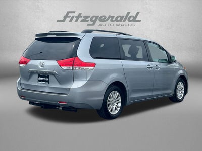 2014 Toyota Sienna XLE
