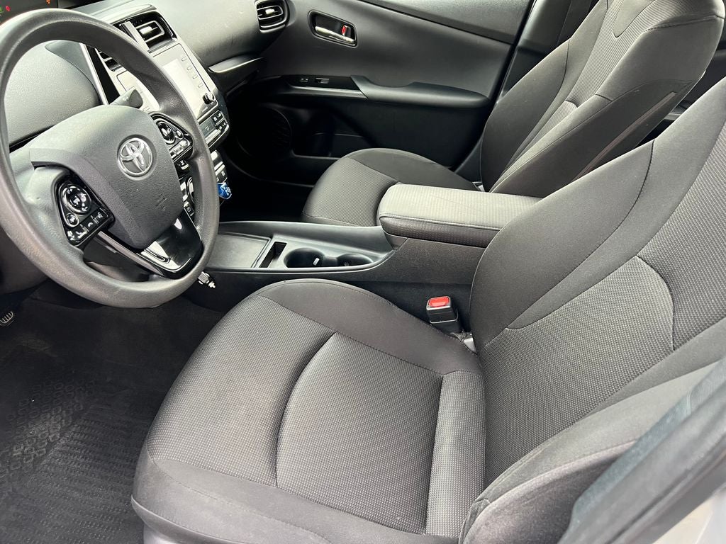 2022 Toyota Prius L Eco