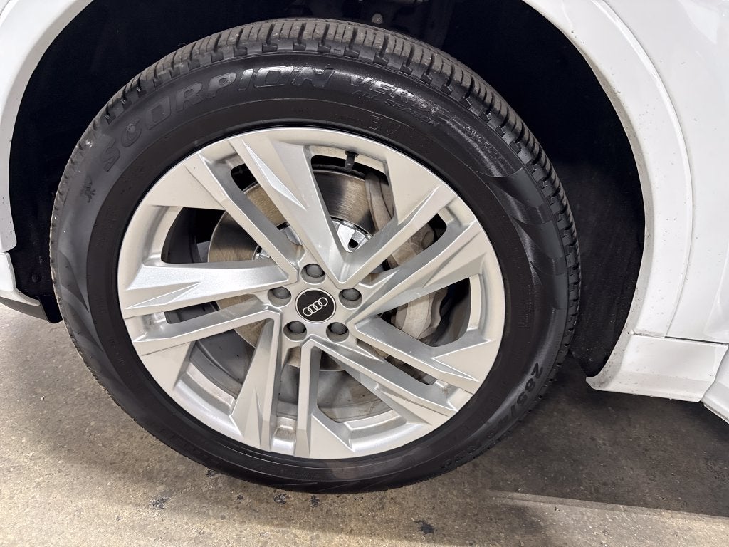 2021 Audi Q7 45 Premium Plus quattro