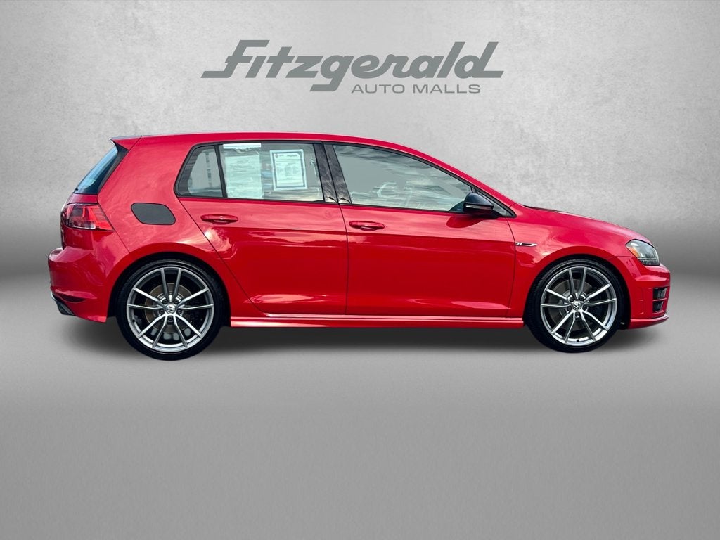 2017 Volkswagen Golf R DCC & Navigation 4Motion